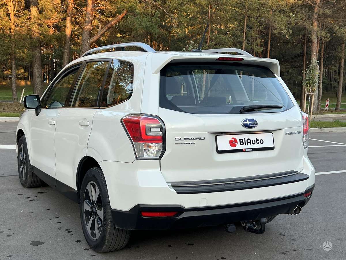 Subaru Forester, 2.0 l., Внедорожник / Кроссовер