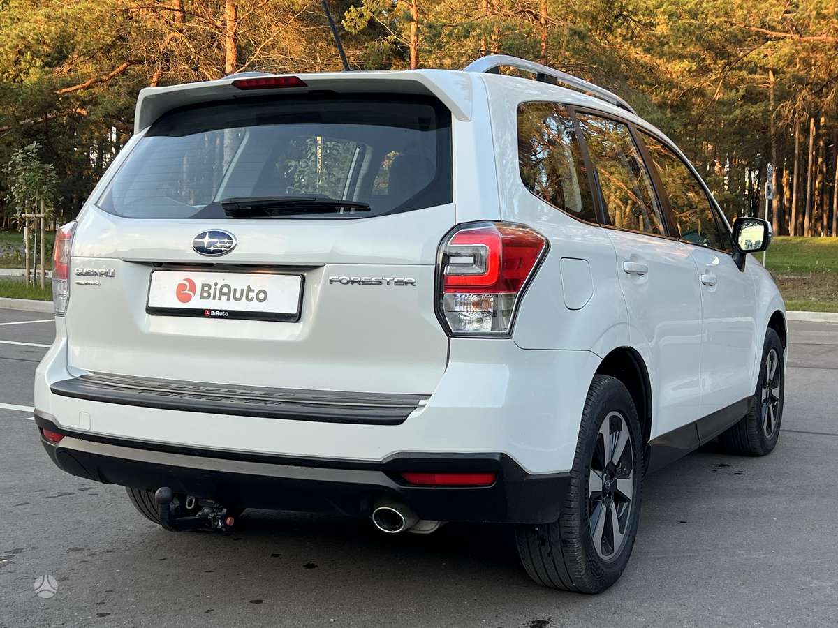 Subaru Forester, 2.0 l., Внедорожник / Кроссовер