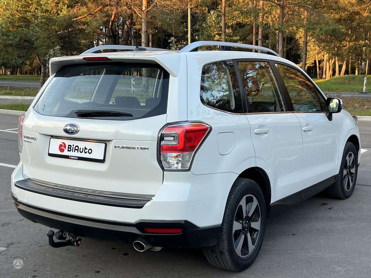 Subaru Forester, 2.0 l., Внедорожник / Кроссовер