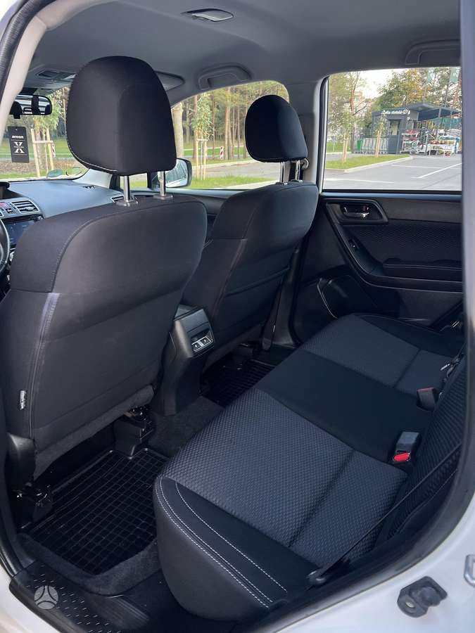 Subaru Forester, 2.0 l., Внедорожник / Кроссовер