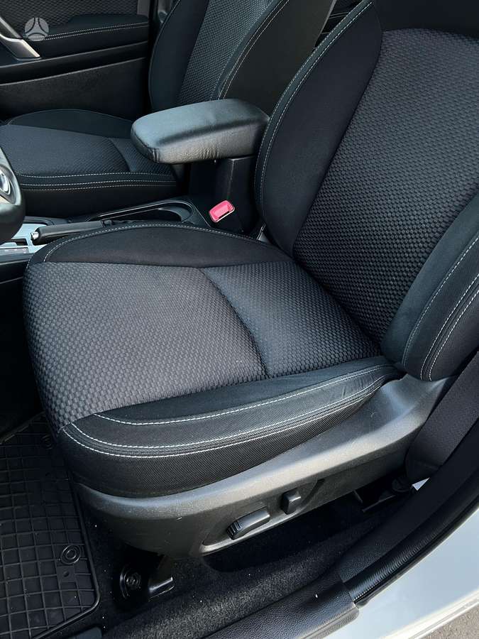 Subaru Forester, 2.0 l., Внедорожник / Кроссовер