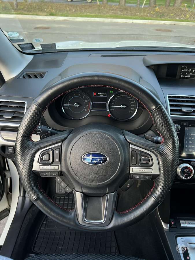 Subaru Forester, 2.0 l., Внедорожник / Кроссовер