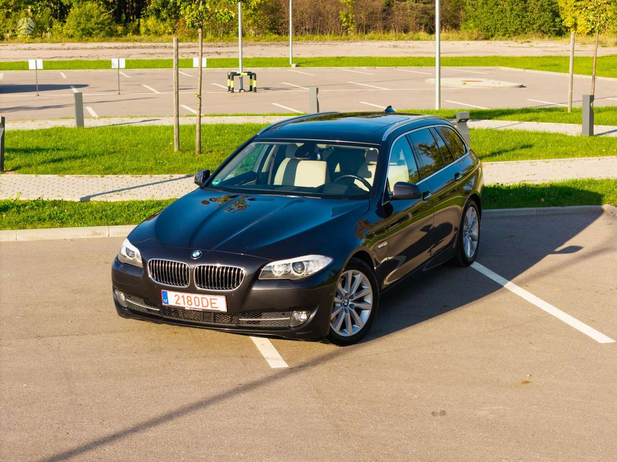 BMW 525, 2.0 l., universalas