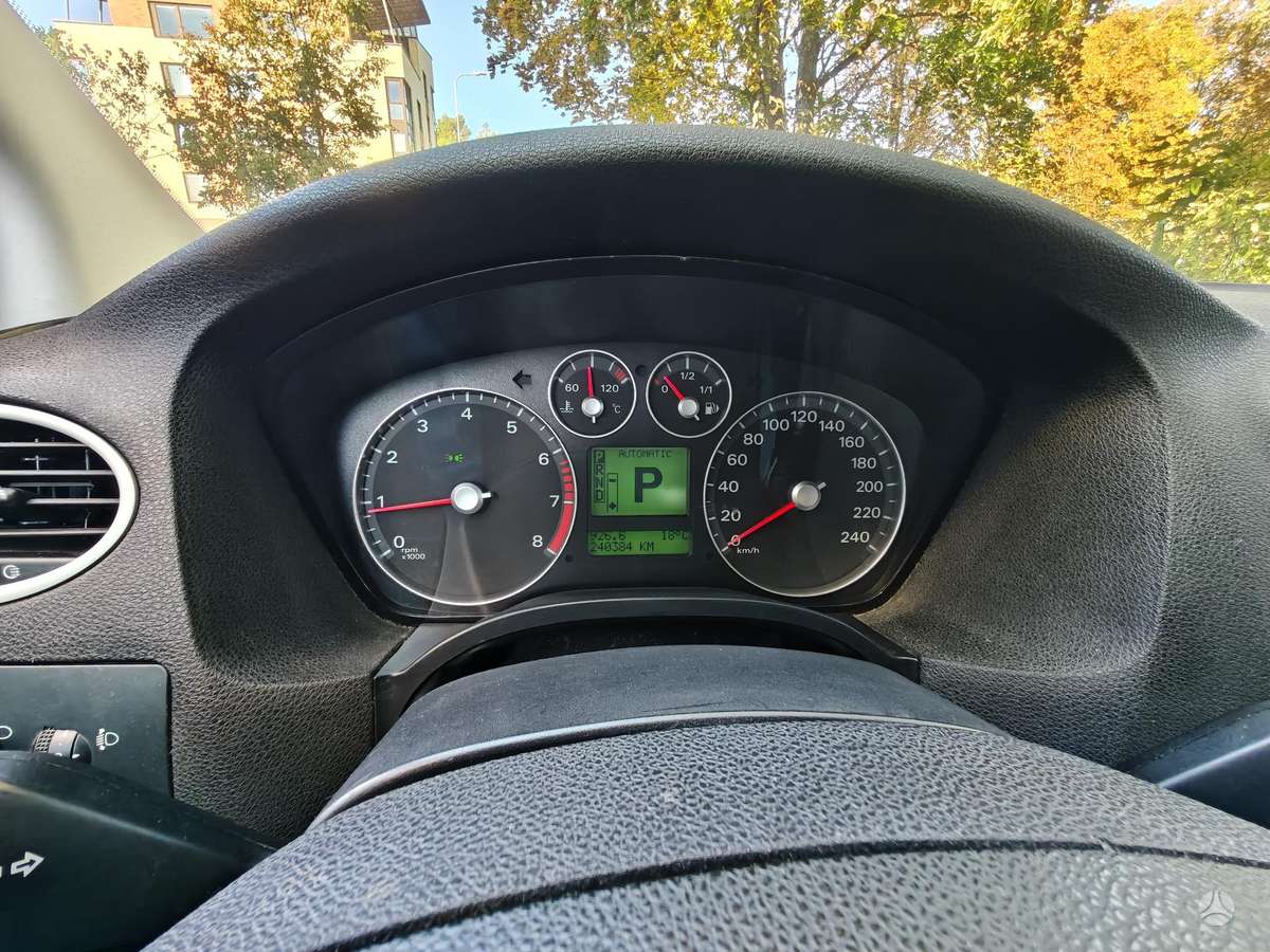 Ford Focus, 1.6 l., hatchback