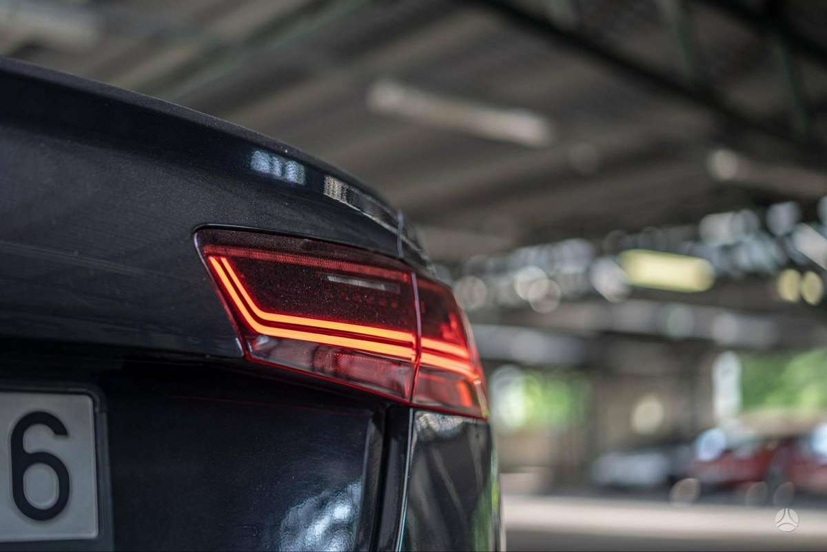 Audi A6, 3.0 l., sedanas