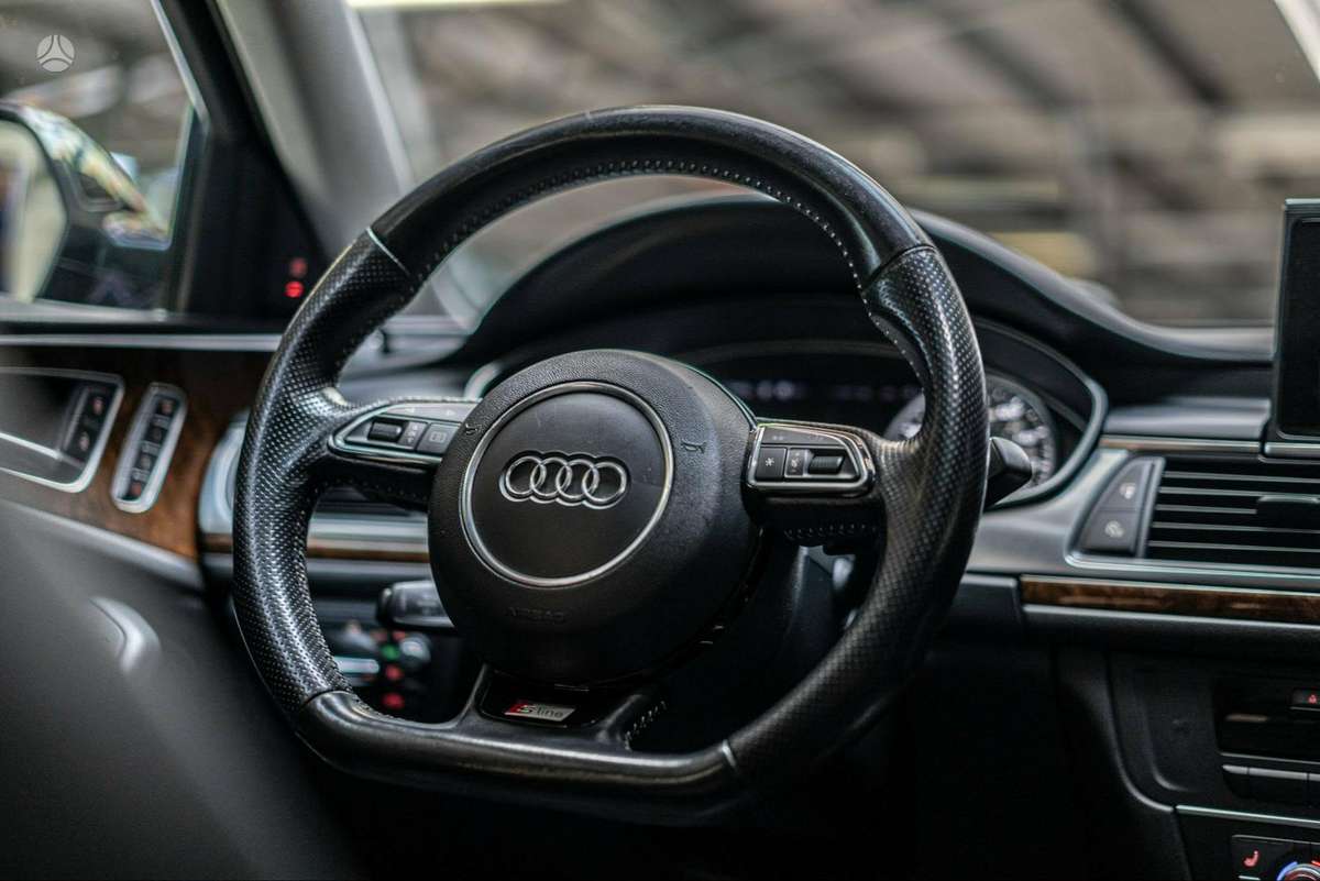 Audi A6, 3.0 l., sedanas