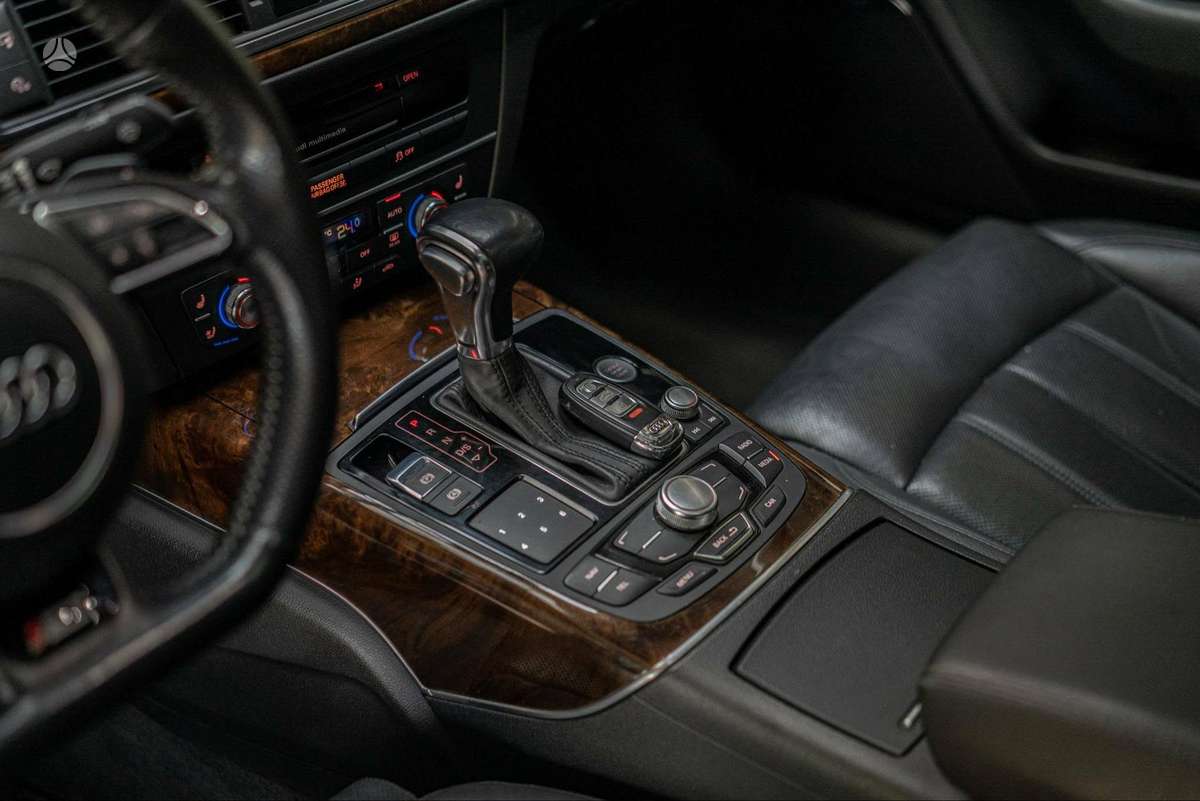 Audi A6, 3.0 l., sedanas