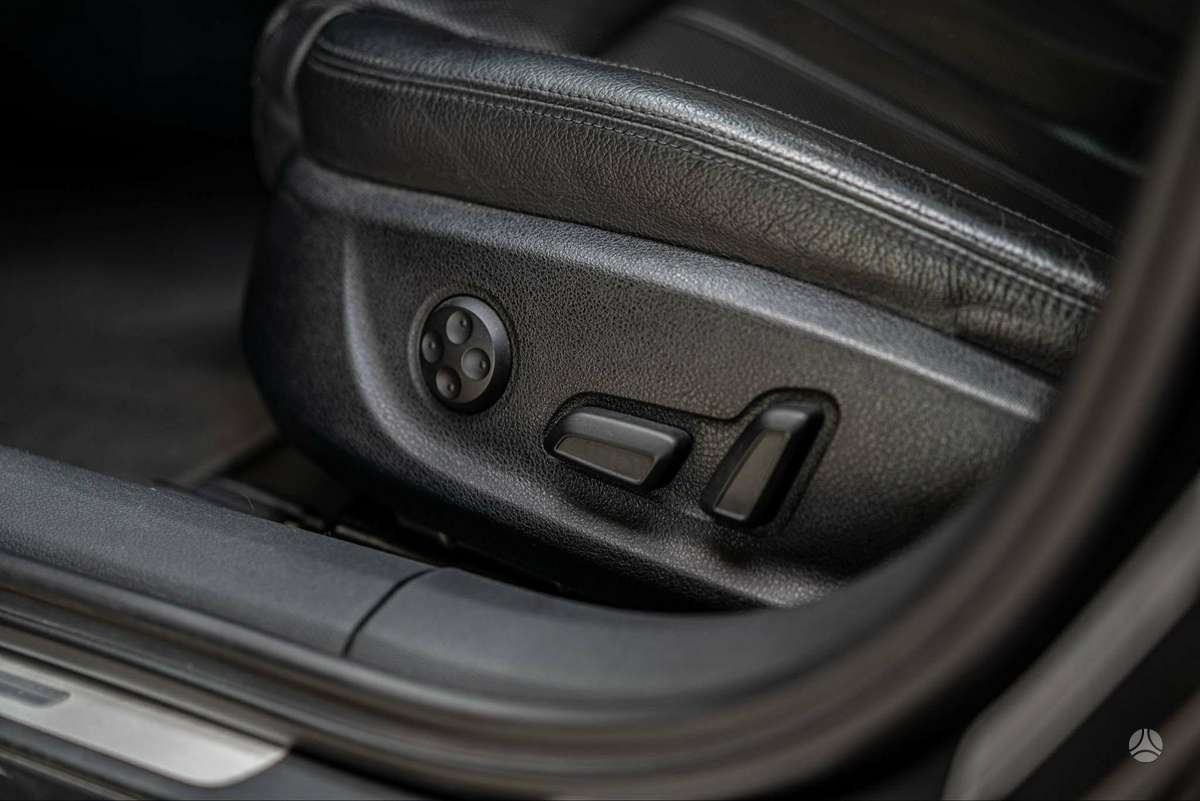 Audi A6, 3.0 l., sedanas
