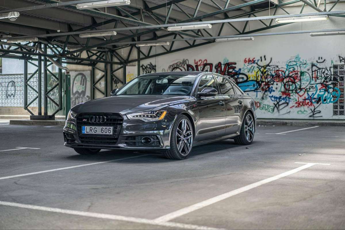 Audi A6, 3.0 l., sedanas
