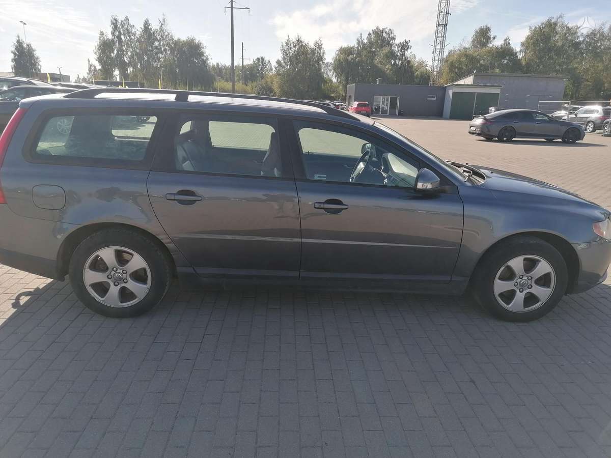 Volvo V70, 2.0 l., Универсал
