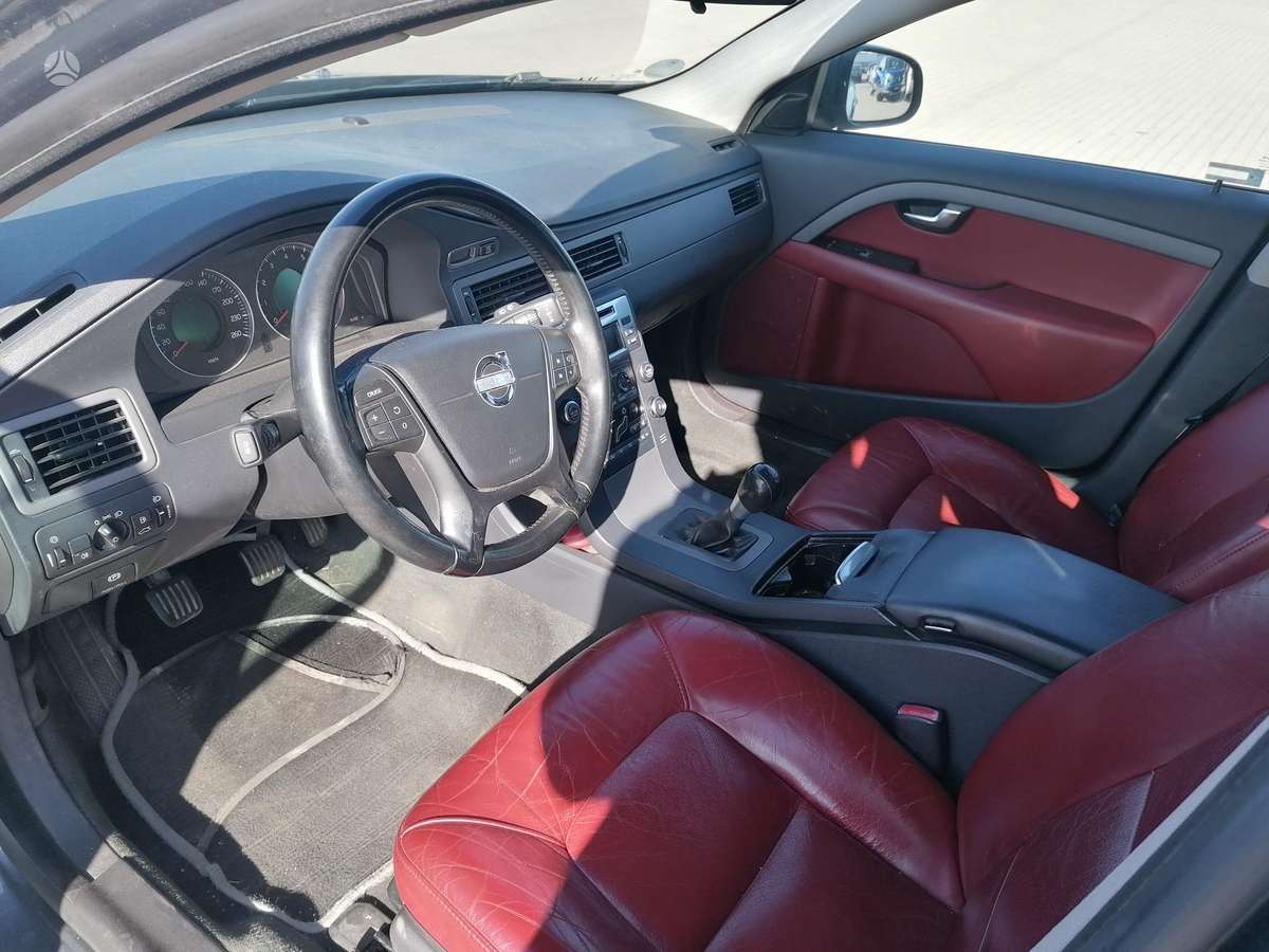 Volvo V70, 2.0 l., wagon