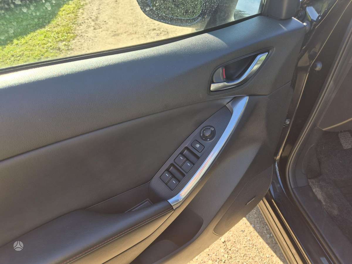 Mazda CX-5, 2.2 l., Внедорожник / Кроссовер