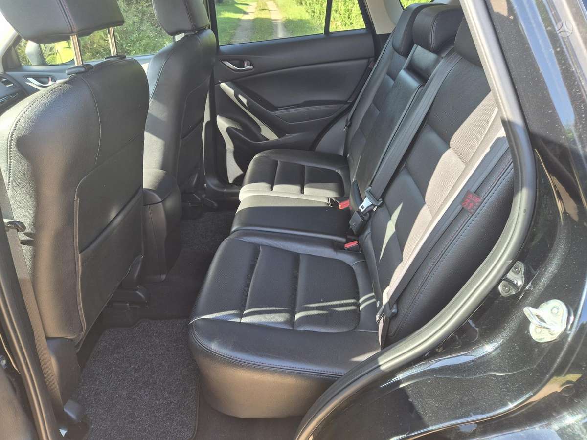 Mazda CX-5, 2.2 l., Внедорожник / Кроссовер