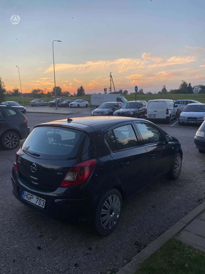 Opel Corsa, 1.3 l., Хэтчбек