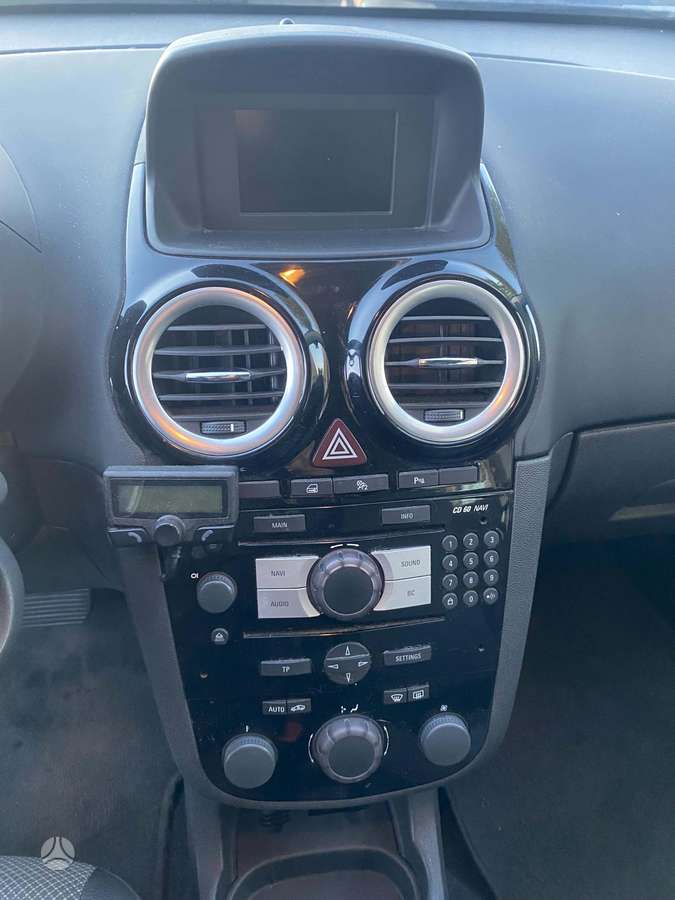 Opel Corsa, 1.3 l., Хэтчбек