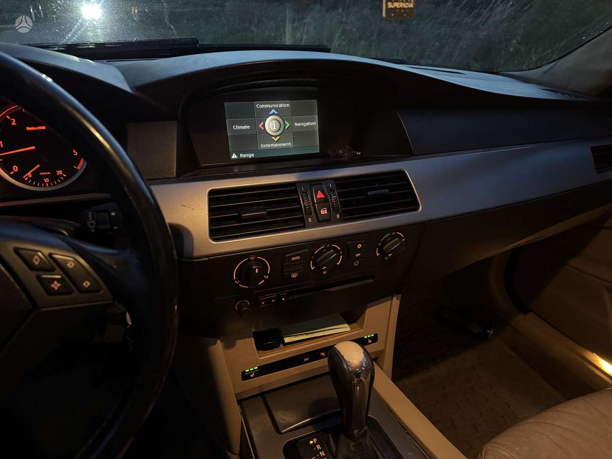 BMW 530, 3.0 l., Седан