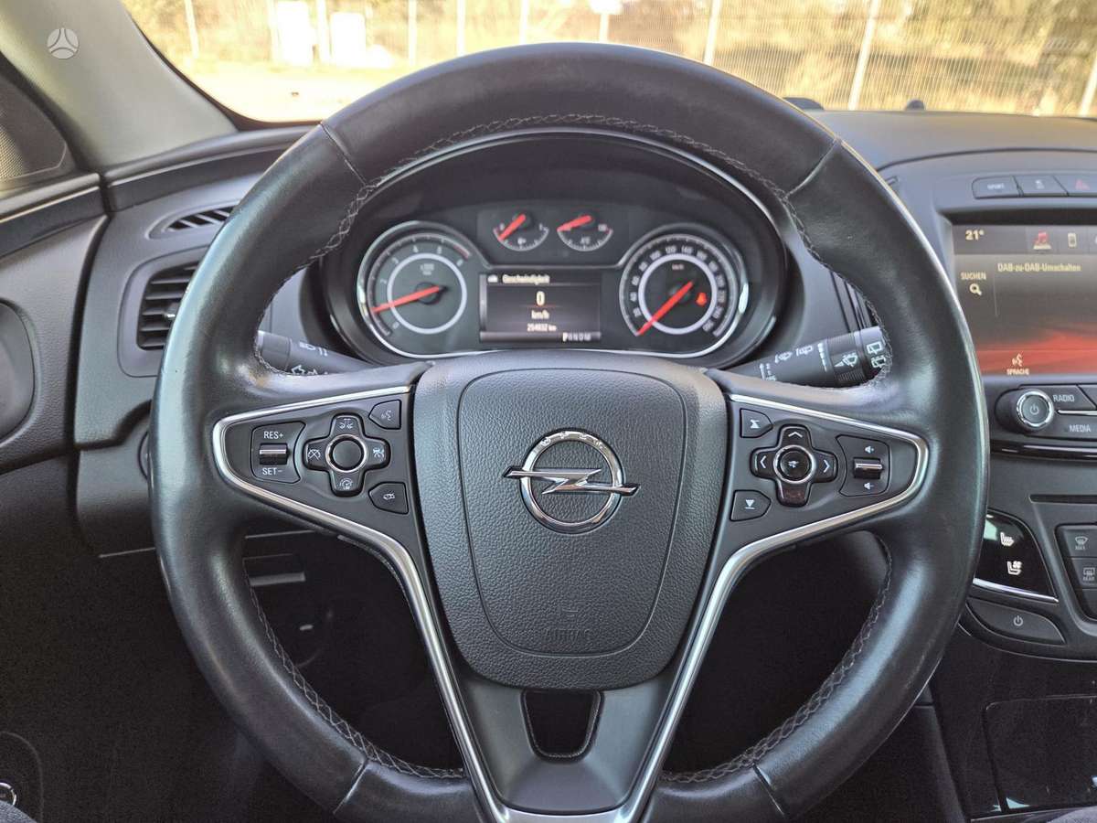 Opel Insignia, 2.0 l., Универсал