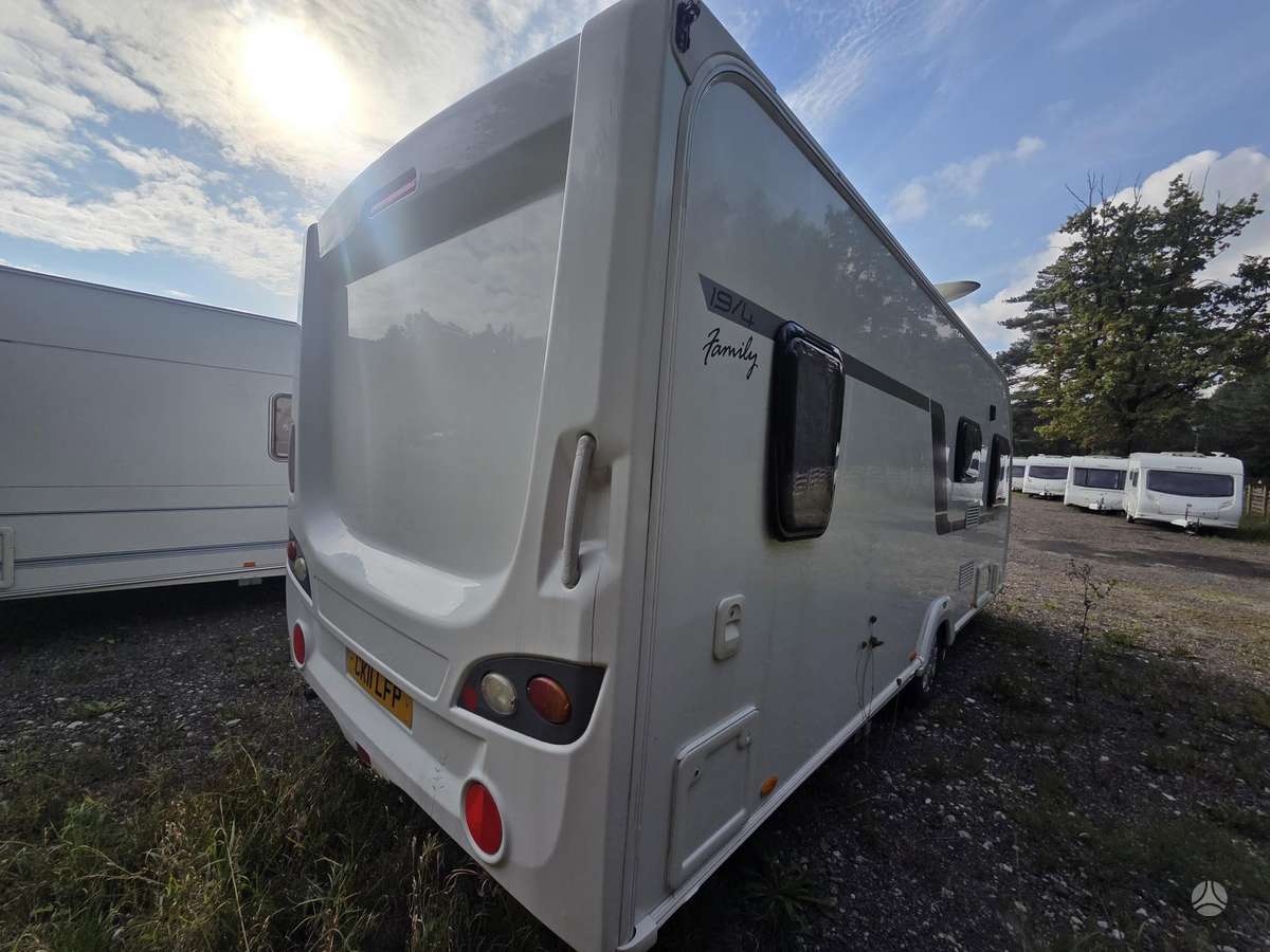 Swift Corniche, kemperis