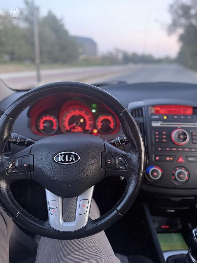 Kia Ceed, 1.4 l., hatchback