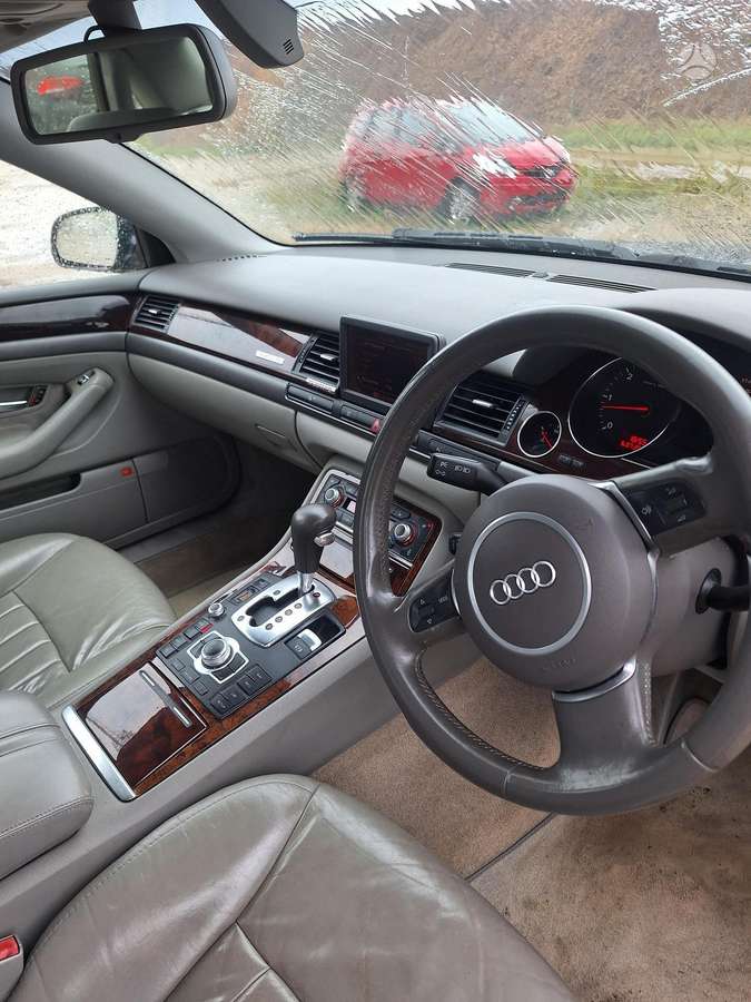 Audi A8, sedans
