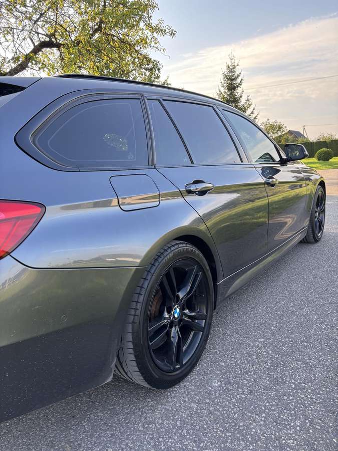 BMW 320, Универсал