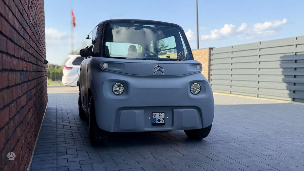Citroen Ami, Седан