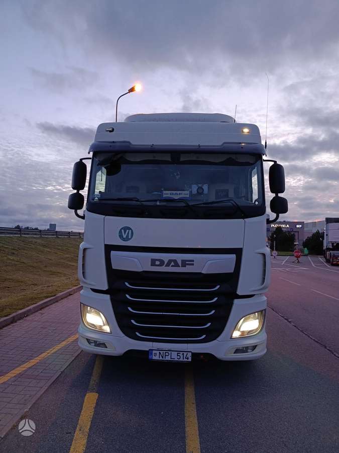 DAF XF, 2 спальных места