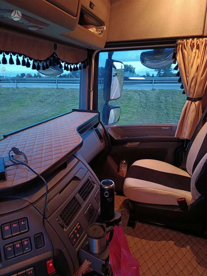DAF XF, 2 miegamosios vietos