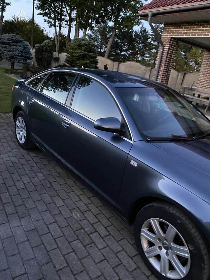 Audi A6, 2.0 l., Седан