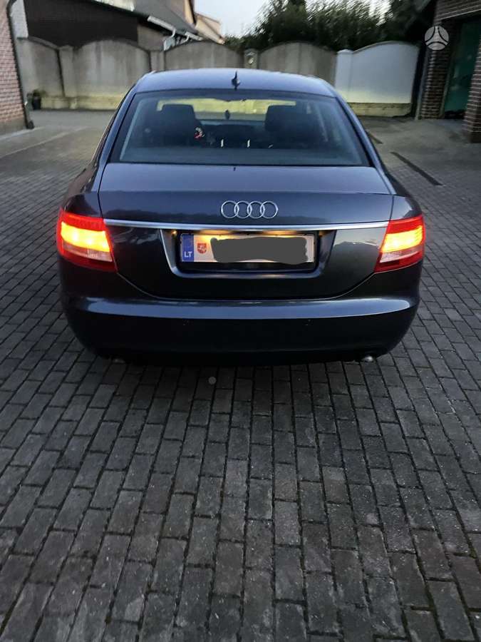 Audi A6, 2.0 l., Седан