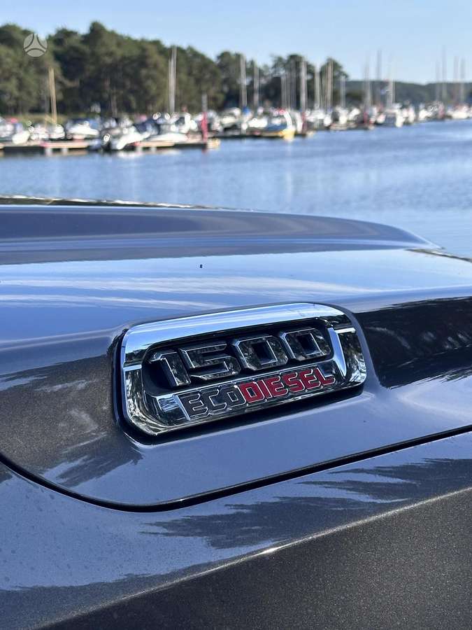 Dodge Ram, 3.0 l., off-road / crossover