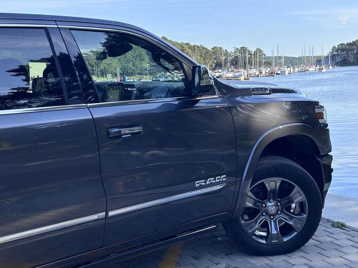 Dodge Ram, 3.0 l., off-road / crossover