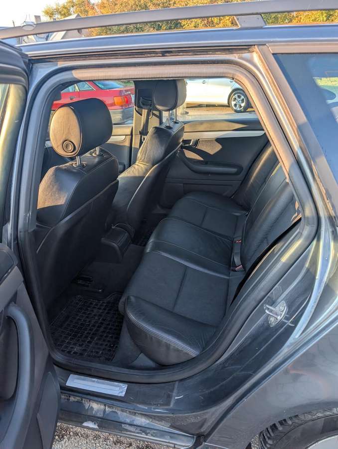 Audi A4, 2.5 l., Универсал