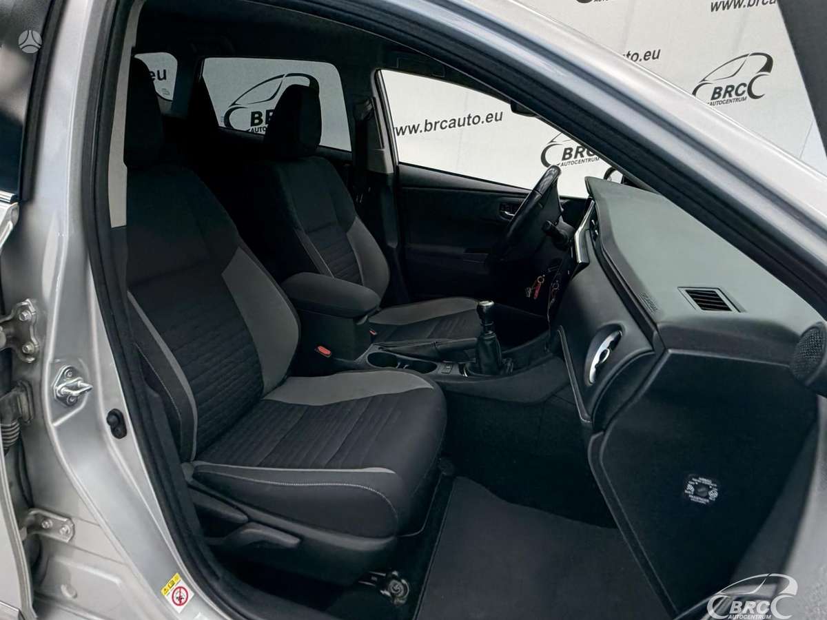 Toyota Auris, 1.6 l., hatchback