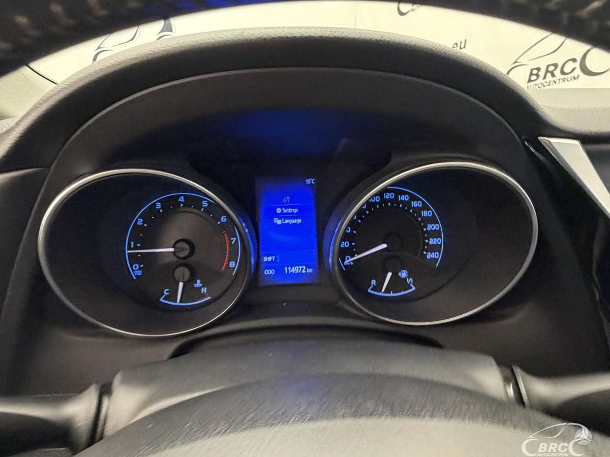 Toyota Auris, 1.6 l., hatchback