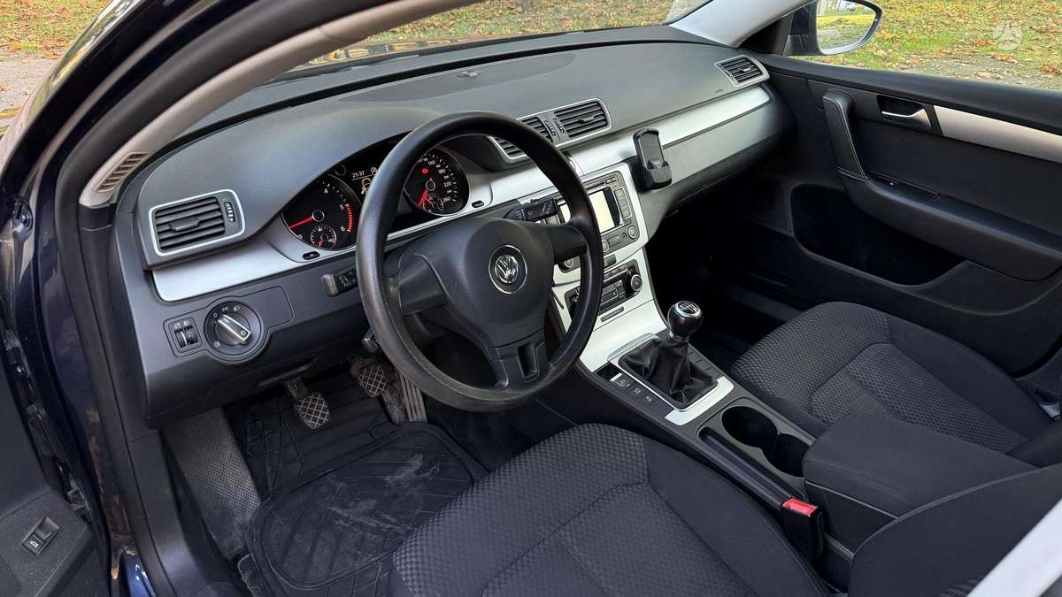Volkswagen Passat, 1.6 l., Универсал