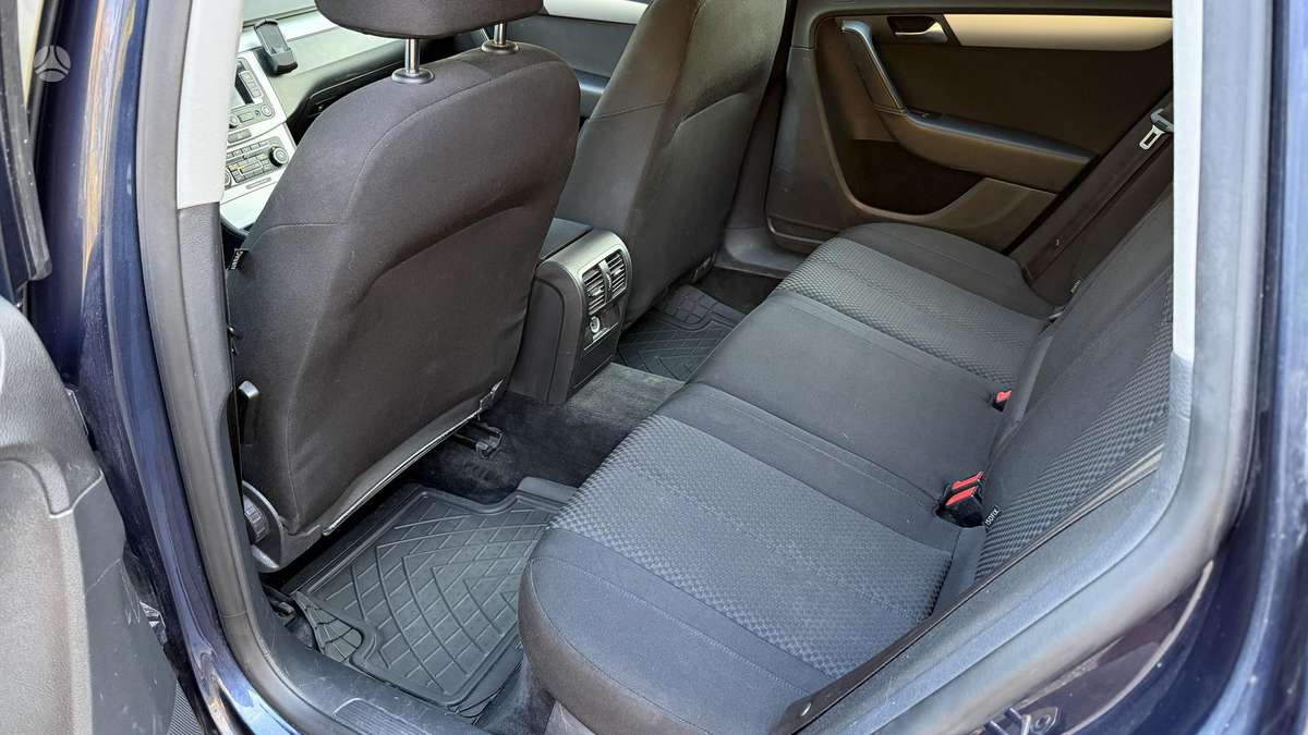 Volkswagen Passat, 1.6 l., Универсал