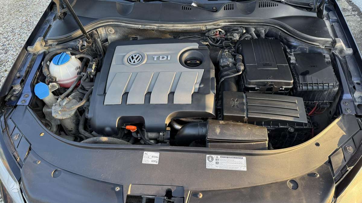 Volkswagen Passat, 1.6 l., Универсал