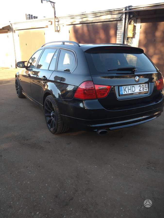 BMW 320, 2.0 l., wagon