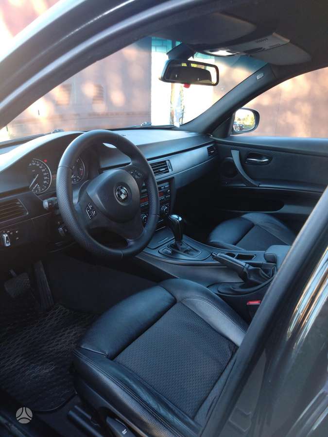 BMW 320, 2.0 l., wagon