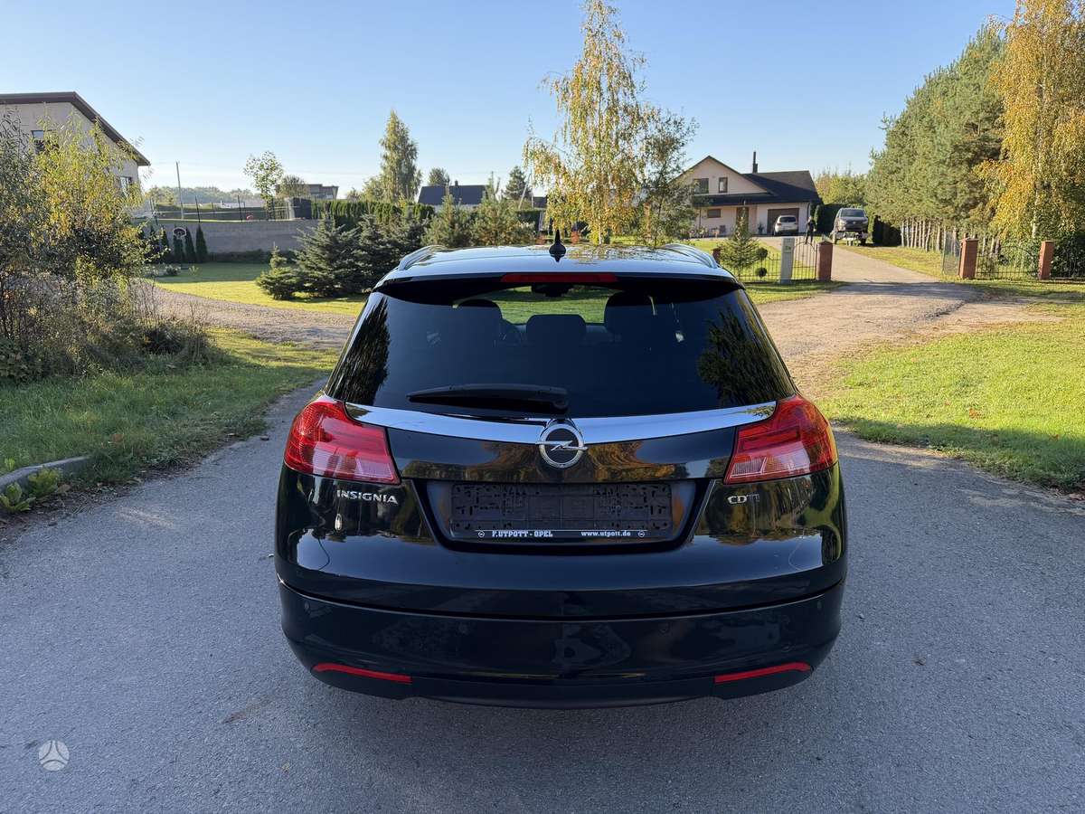 Opel Insignia, 2.0 l., Универсал