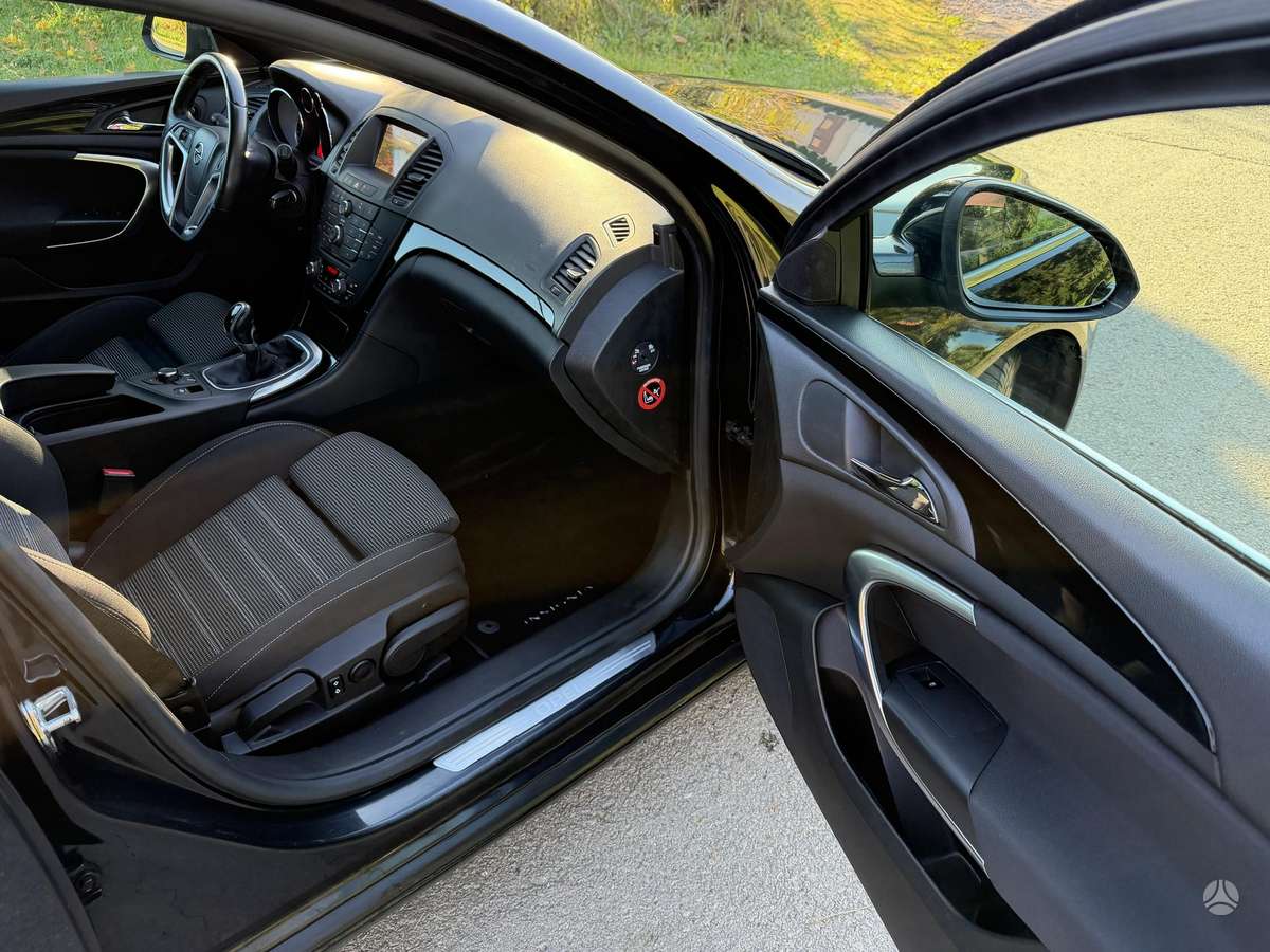 Opel Insignia, 2.0 l., Универсал