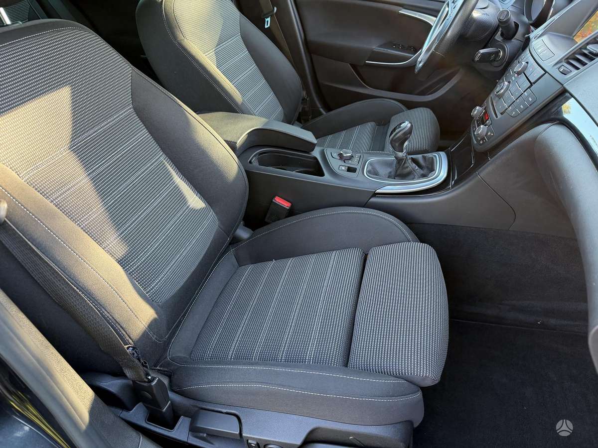 Opel Insignia, 2.0 l., Универсал