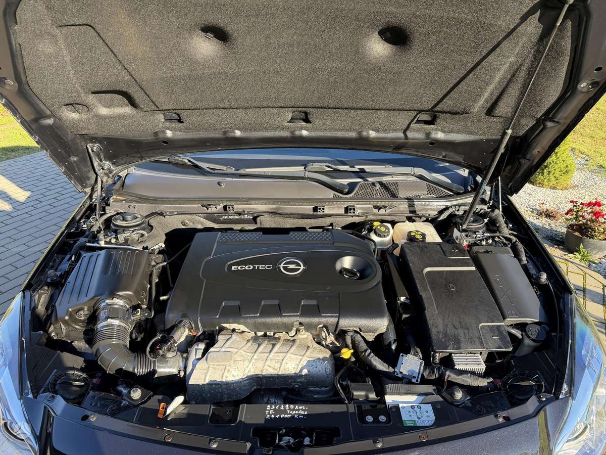 Opel Insignia, 2.0 l., Универсал
