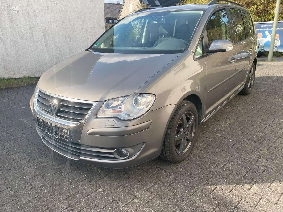 Volkswagen Touran по частям