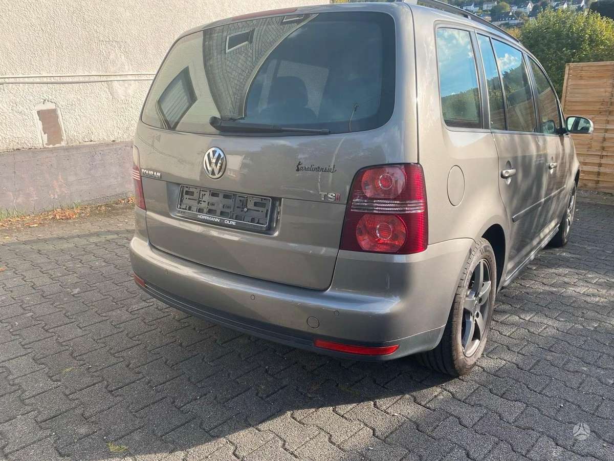 Volkswagen Touran по частям