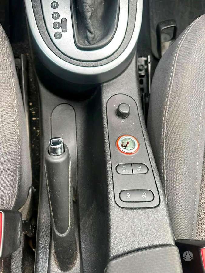 Seat Altea, ☎️, dalimis