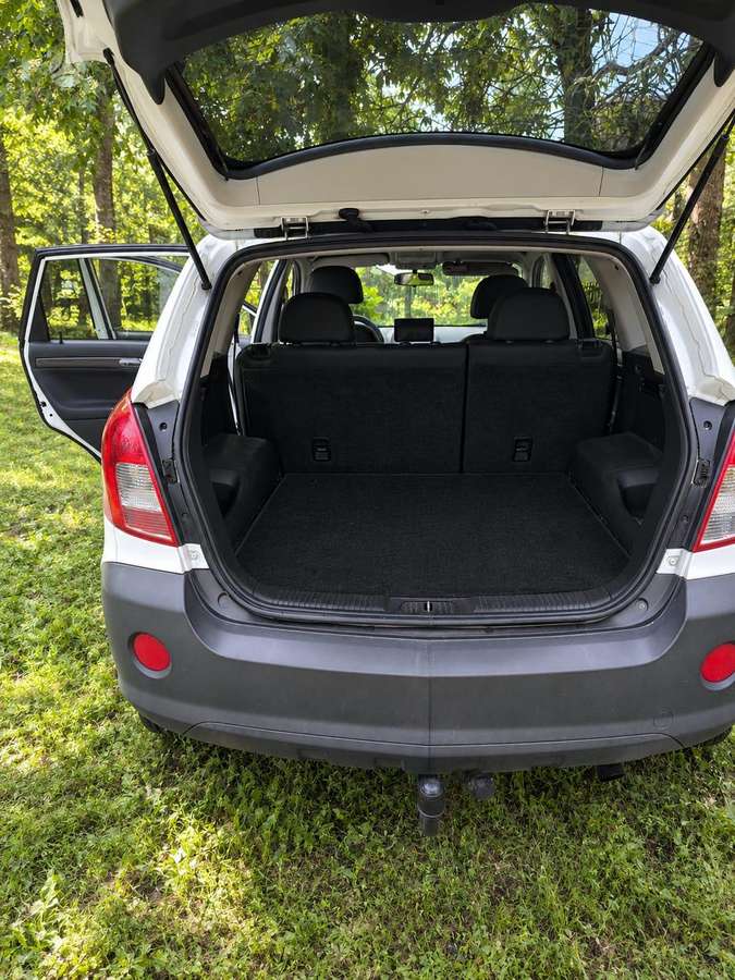 Opel Antara, 2.2 l., off-road / crossover