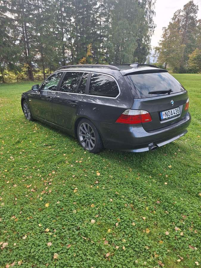 BMW 520, 2.0 l., wagon