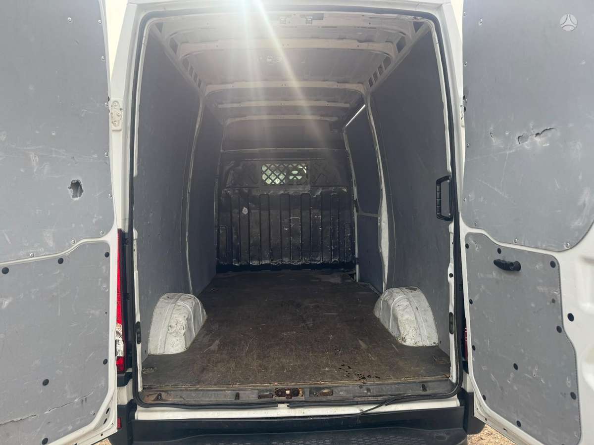 Iveco Daily, 2.3 l., cargo van